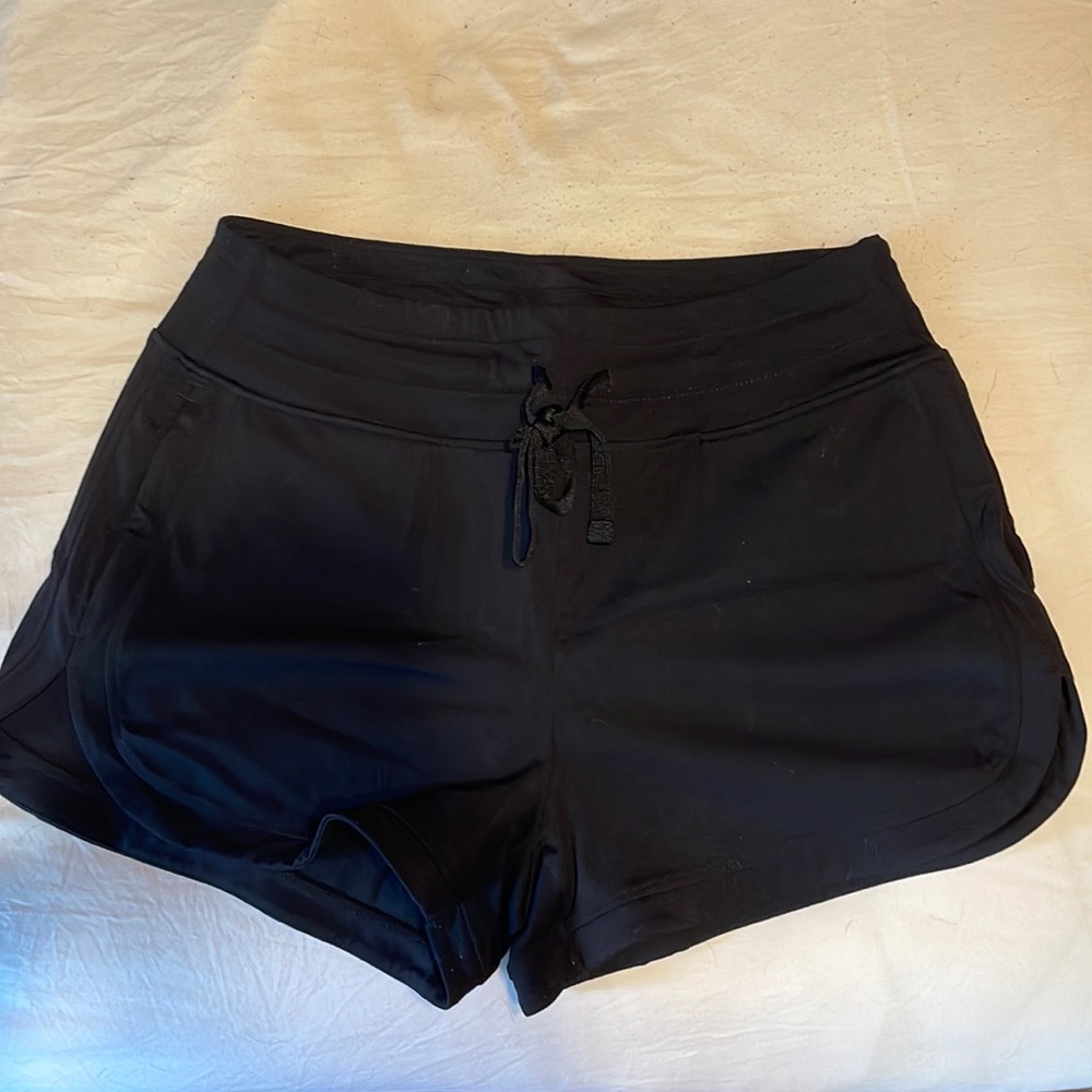 Women’s Zyia Shorts
